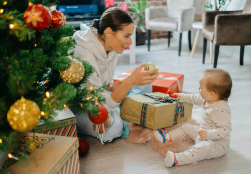 Managing Postpartum During the Holiday Season